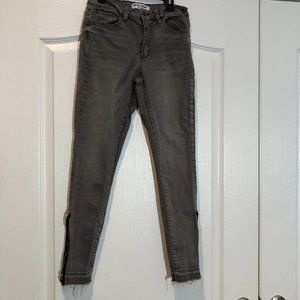 Velvet Heart Denim Gray Mid Rise Super Skinny Side Zip Raw Hem Jeans Size 27